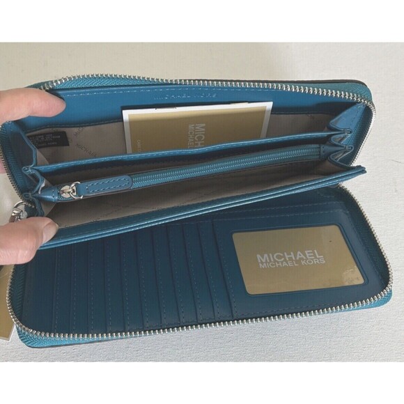 New Michael Kors Jet Set Large Travel Continental wallet Leather Lagoon - Picture 4 of 5